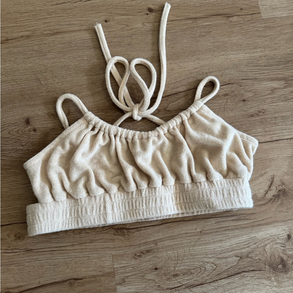 Charlie Holiday Cream Ruched Tie Front Tank